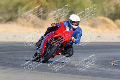 media/Jan-08-2022-SoCal Trackdays (Sat) [[1ec2777125]]/Turn 2 (150pm)/